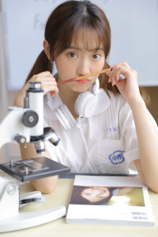 入室强伦女教师女学生